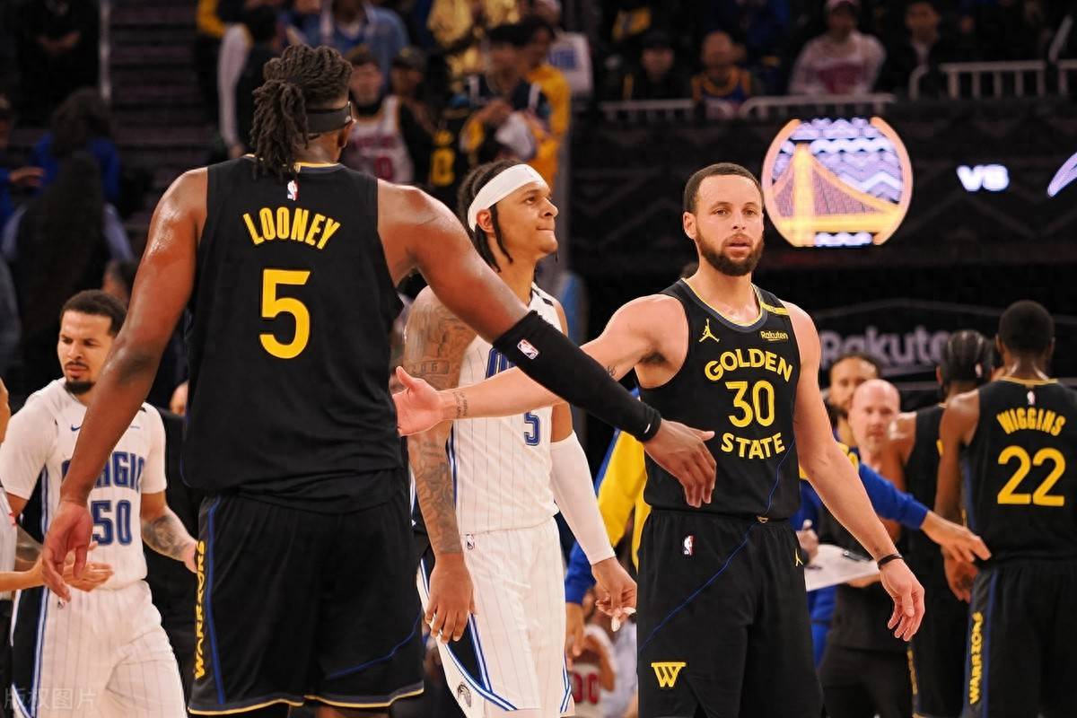 完美竞技-转折点!斯图加特手感冰凉,NBA总决赛清晨攻防权衡,目标明确,细节决定成败的简单介绍