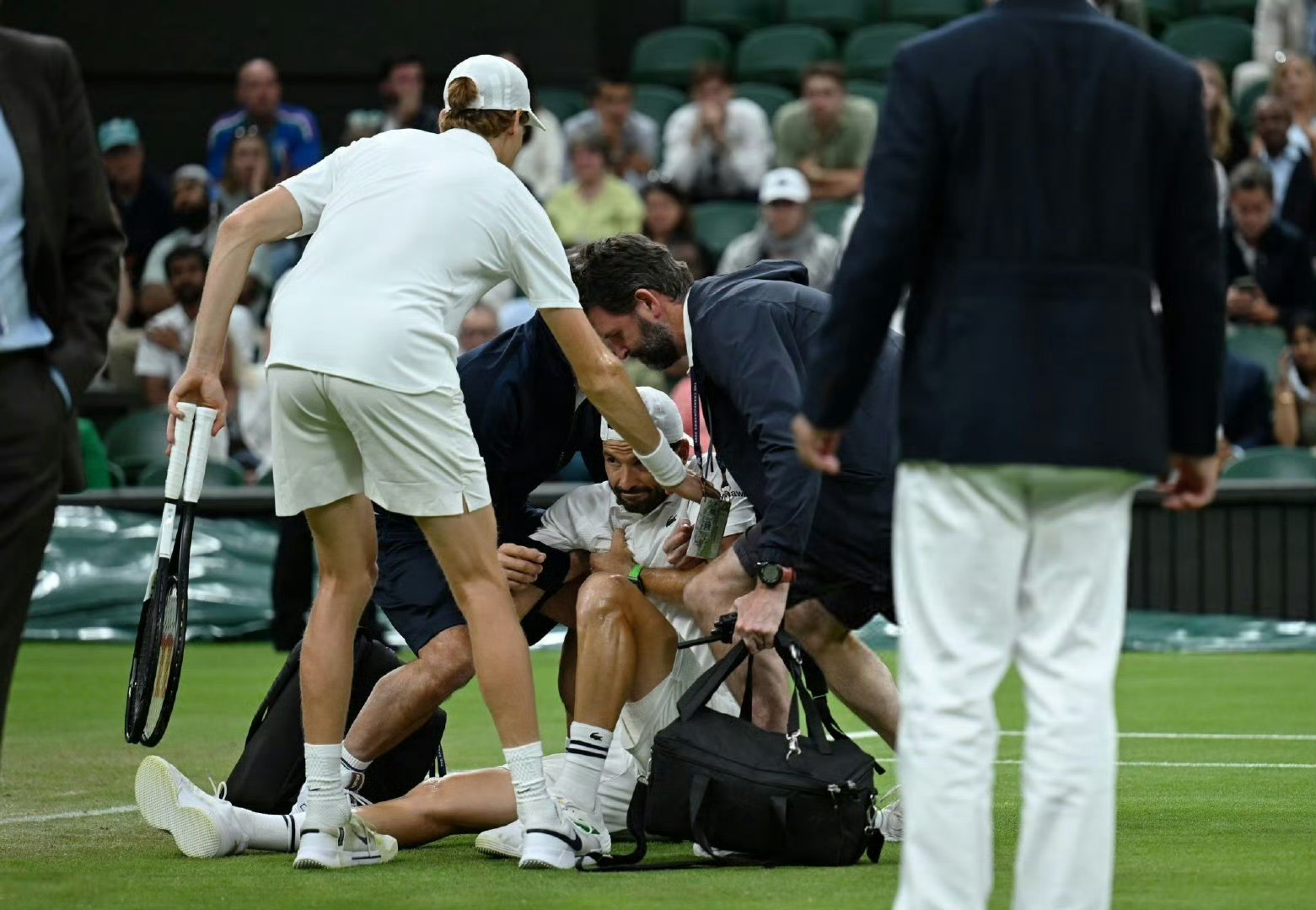 完美世界电竞- 暗示不和?纳达尔称与许多球员关系亲密 唯 