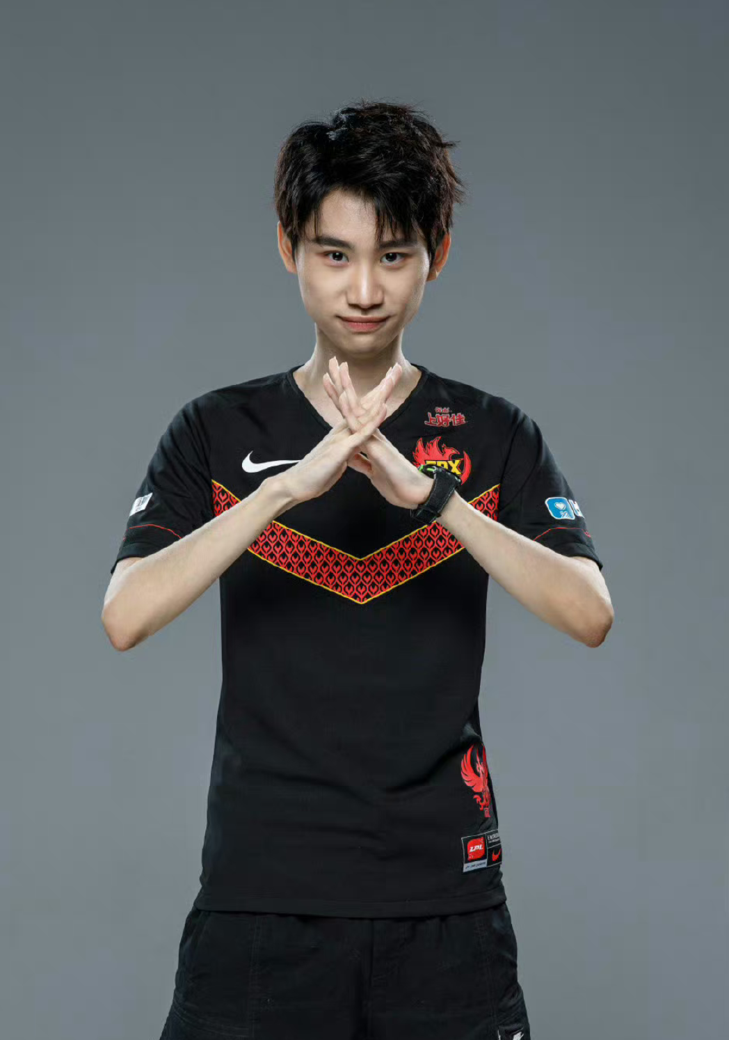 完美电竞-包含TheShy爆冷击败C9，出色防守引爆全场！的词条