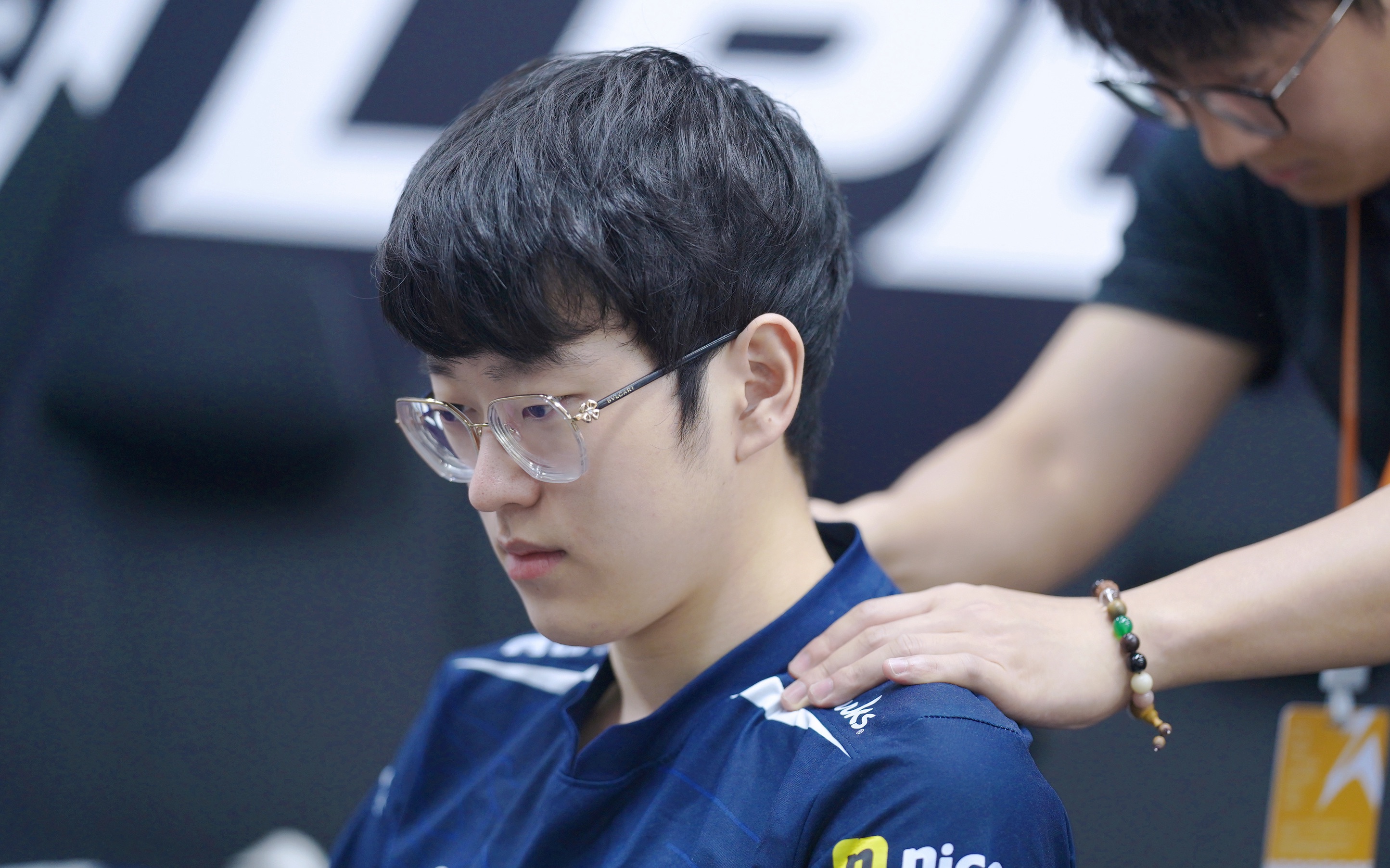 完美竞技-包含Scout关键节点逆转，SKT带队取胜！的词条