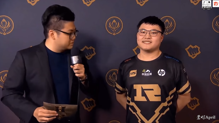 完美电竞- uzi最新比赛视频 