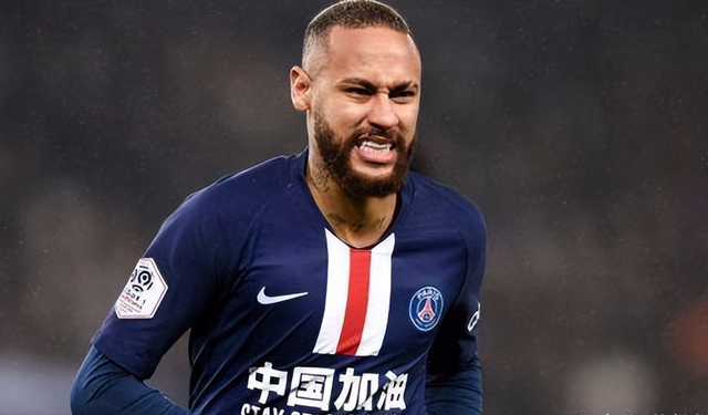 完美世界电竞-包含内马尔在美国队比赛中大胜，战术调整引发热议！的词条